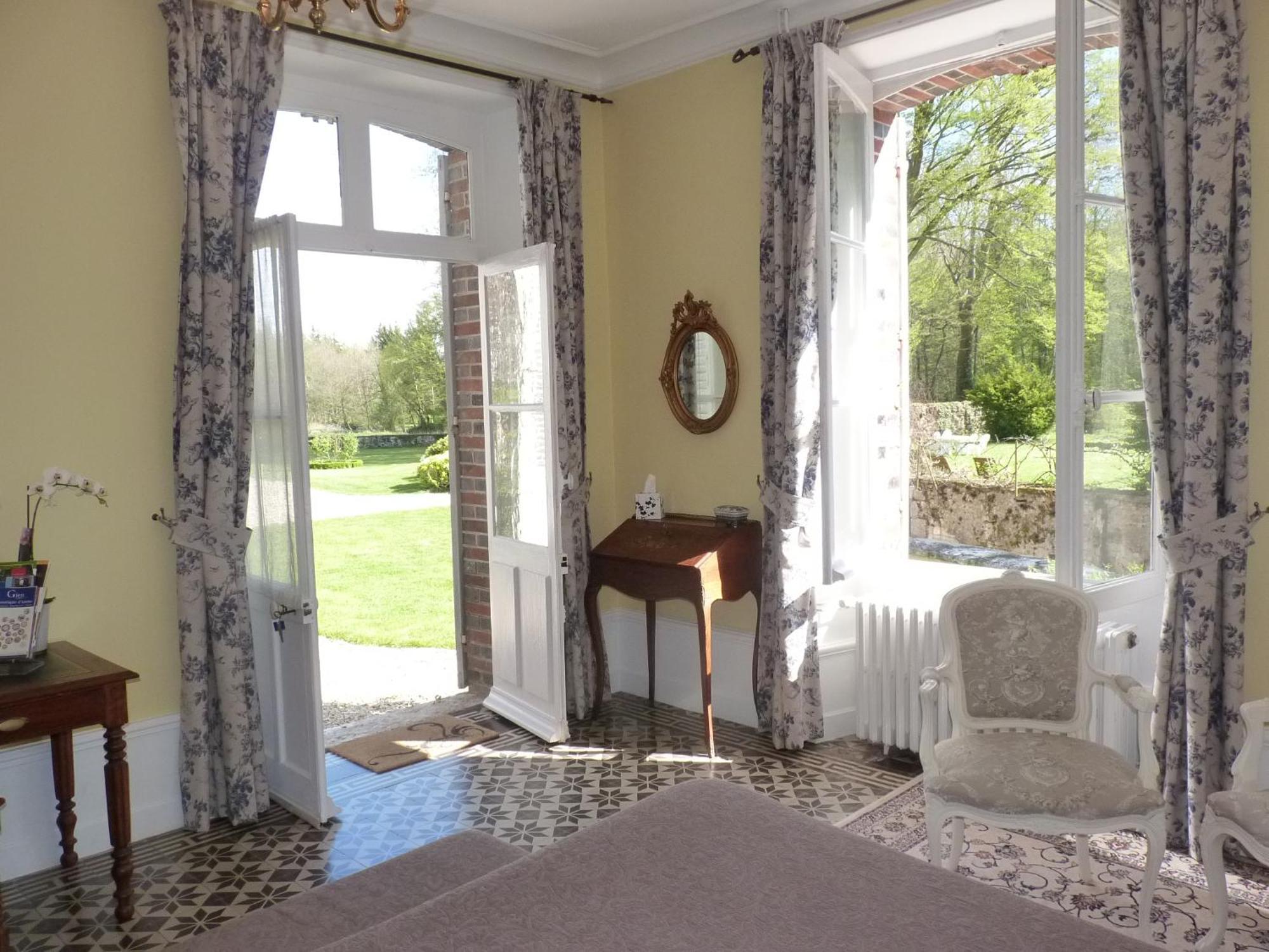 Le Clos Saint Nicolas Château-Renard Rom bilde